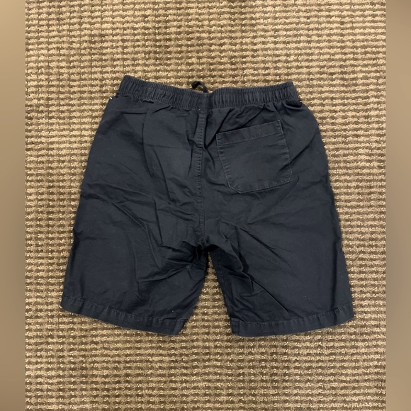Gap Cargo Shorts - Picture 2 of 2